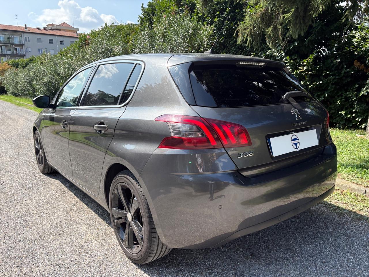 Peugeot 308 BlueHDi 130 S&S Allure