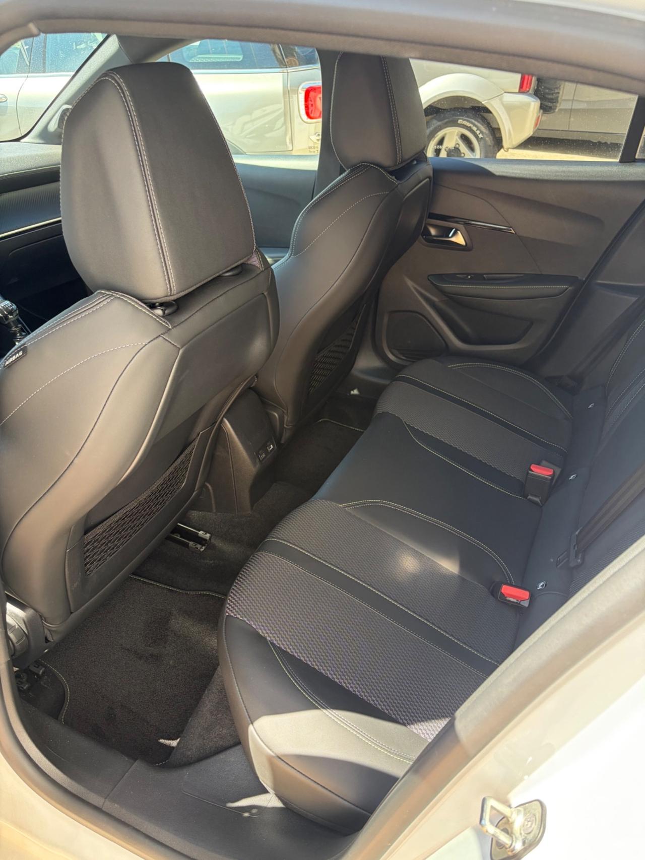 Peugeot 208 PureTech 100 Stop&Start 5 porte GT