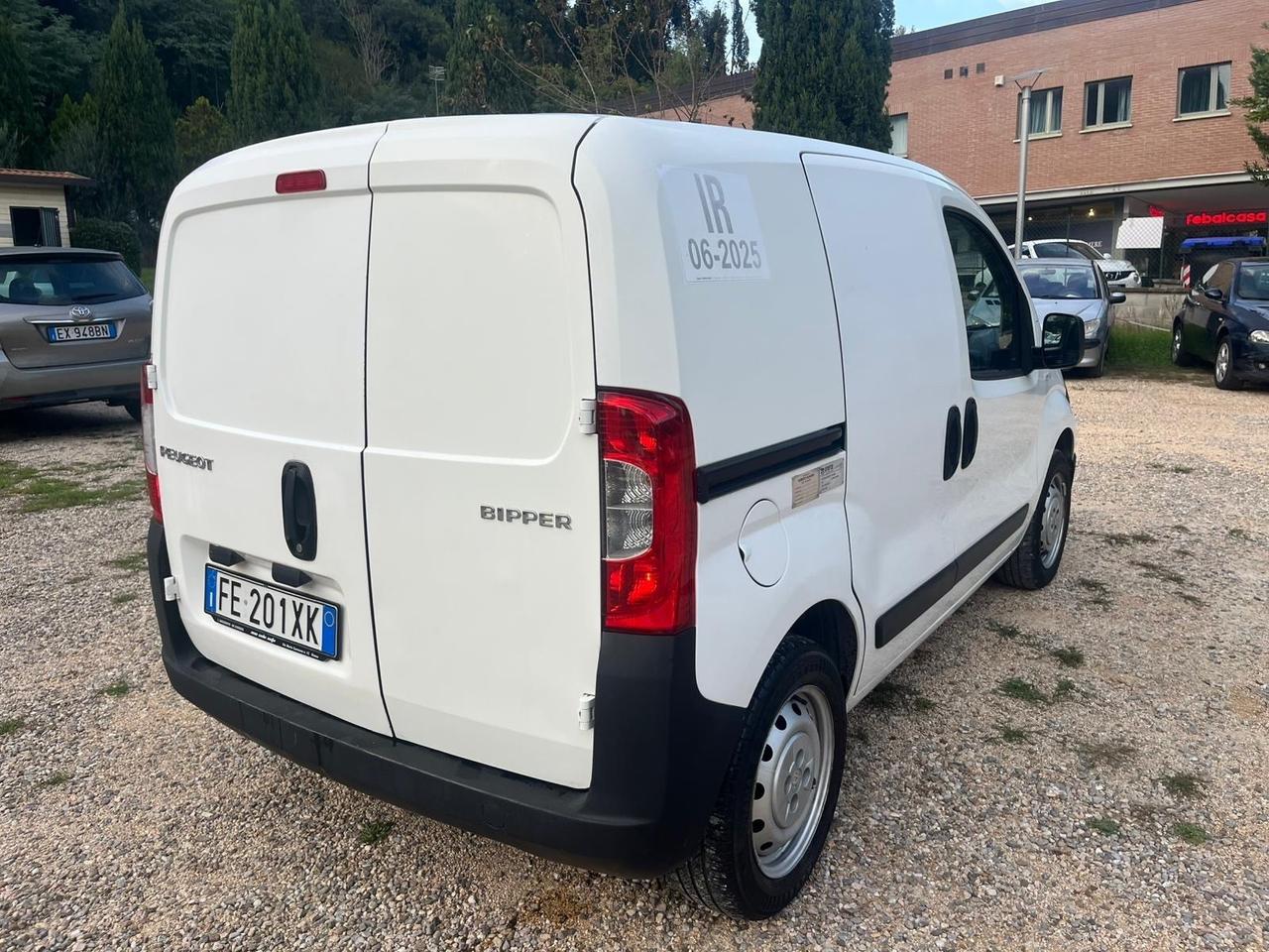 Peugeot Bipper con Impianto A.T.P.
