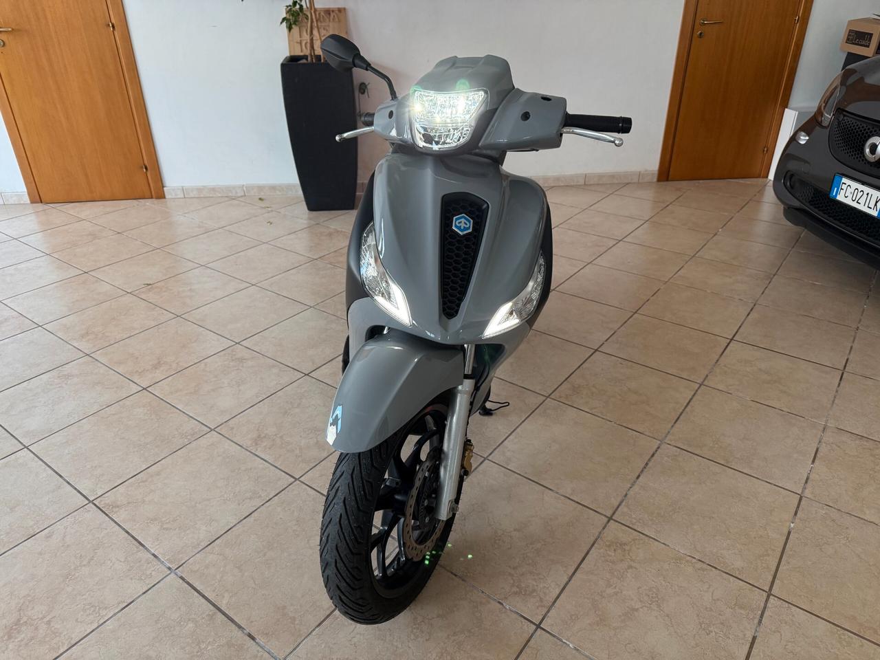 Piaggio Medley 125 S Medley S ABS Full Led Bluetooth Freni a Disco