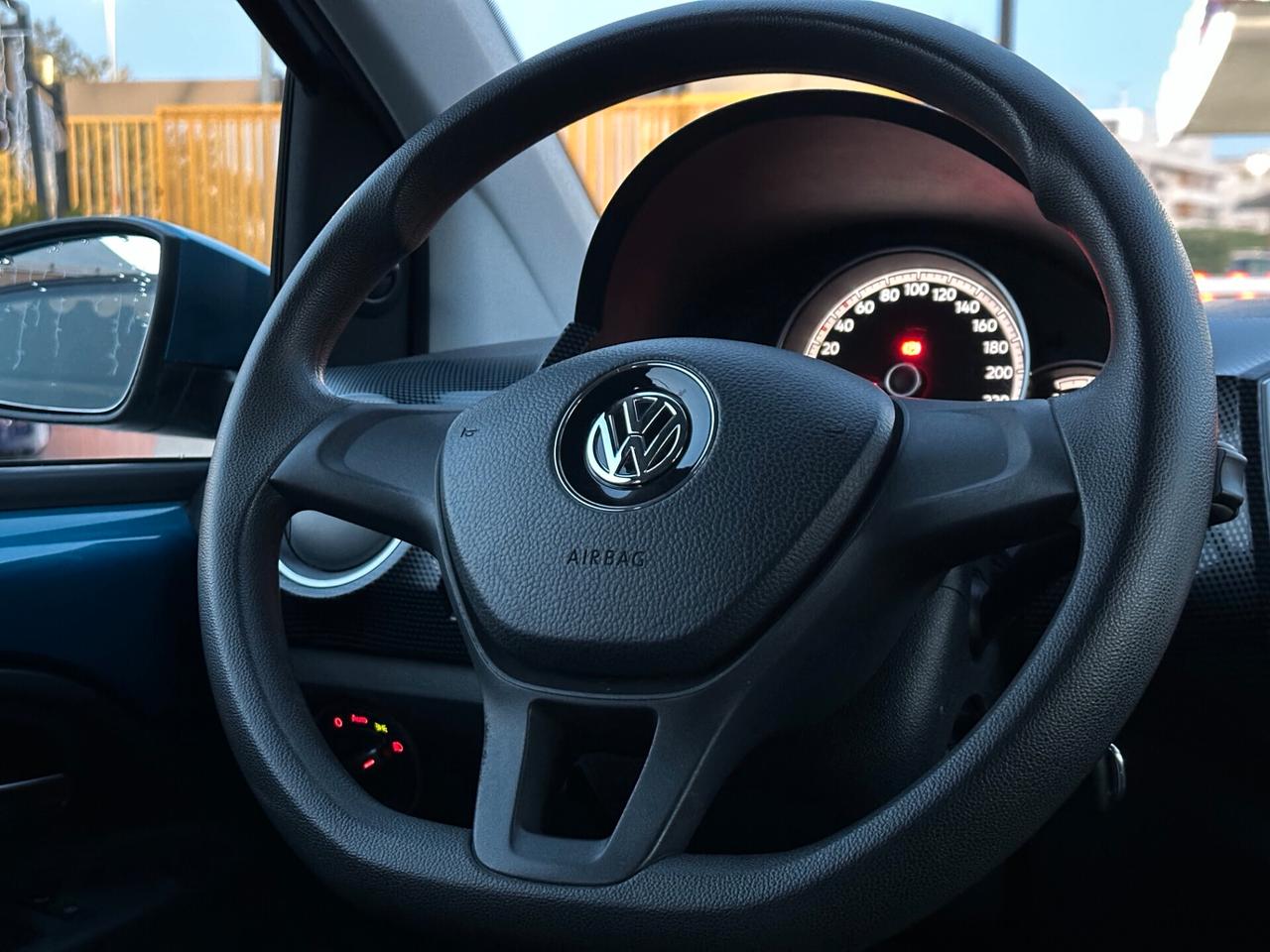 VOLKSWAGEN up! 1.0 5p. move up!