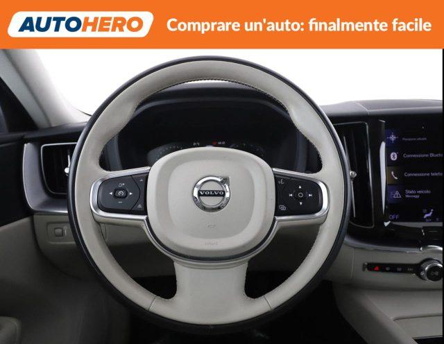 VOLVO XC60 B4 (d) Geartronic Momentum