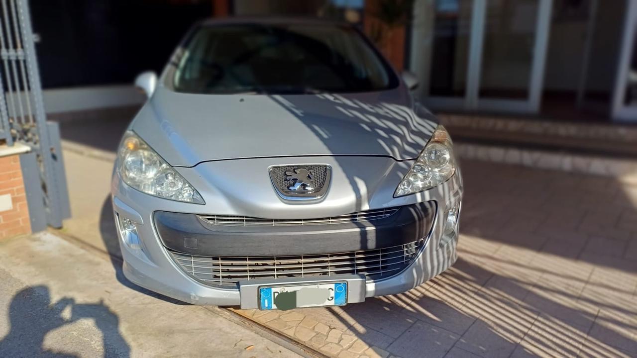 Peugeot 308 1.6 HDi 90CV FAP 5p. Premium