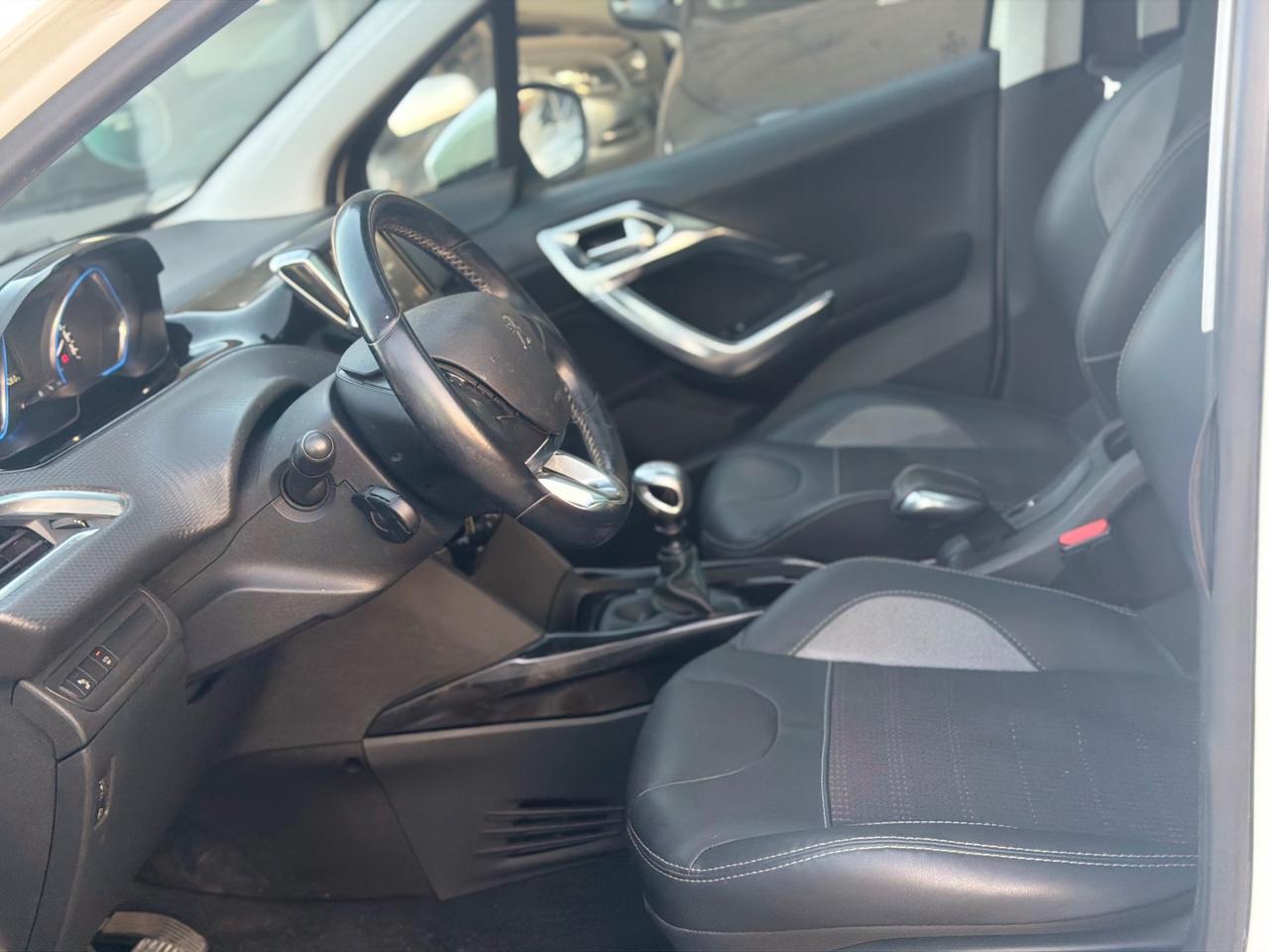 Peugeot 2008 1.6 DIESEL 120 CV - TETTO PANORAMICO