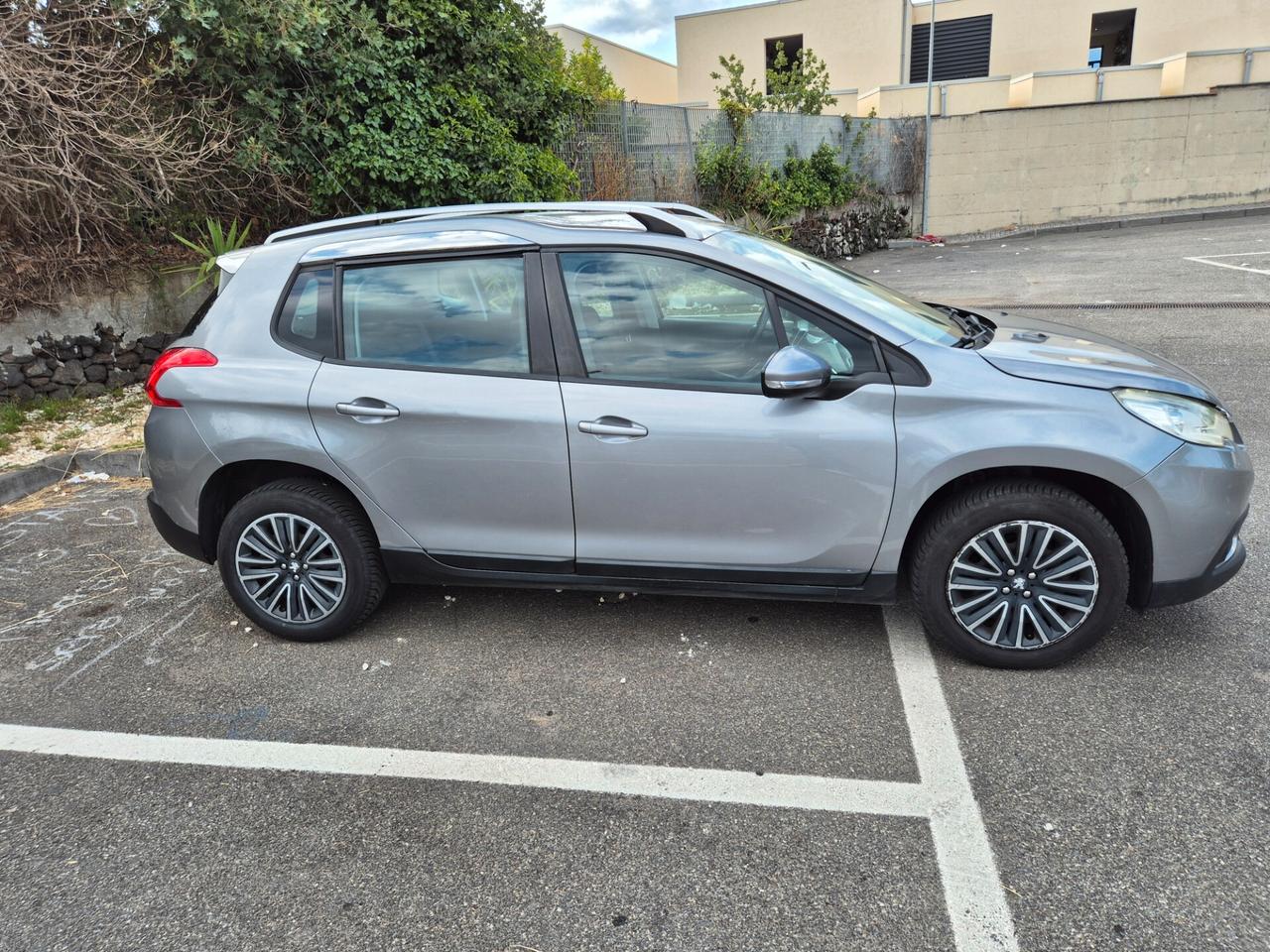 Peugeot 2008 1.6 e-HDi 92 CV Stop&Start Allure