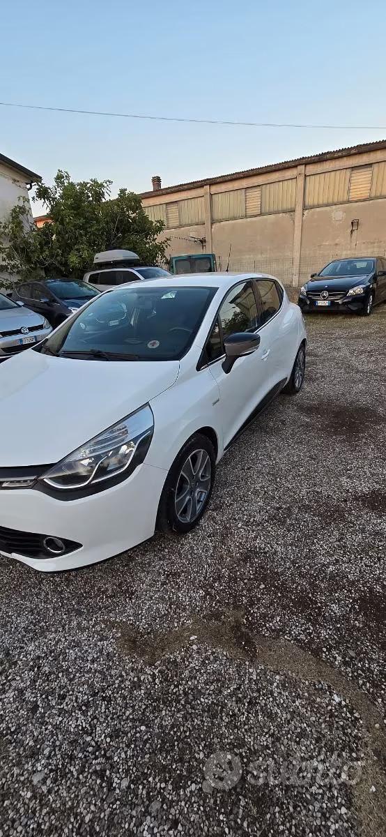 RENAULT CLIO 1.2 BENZINA - 2015