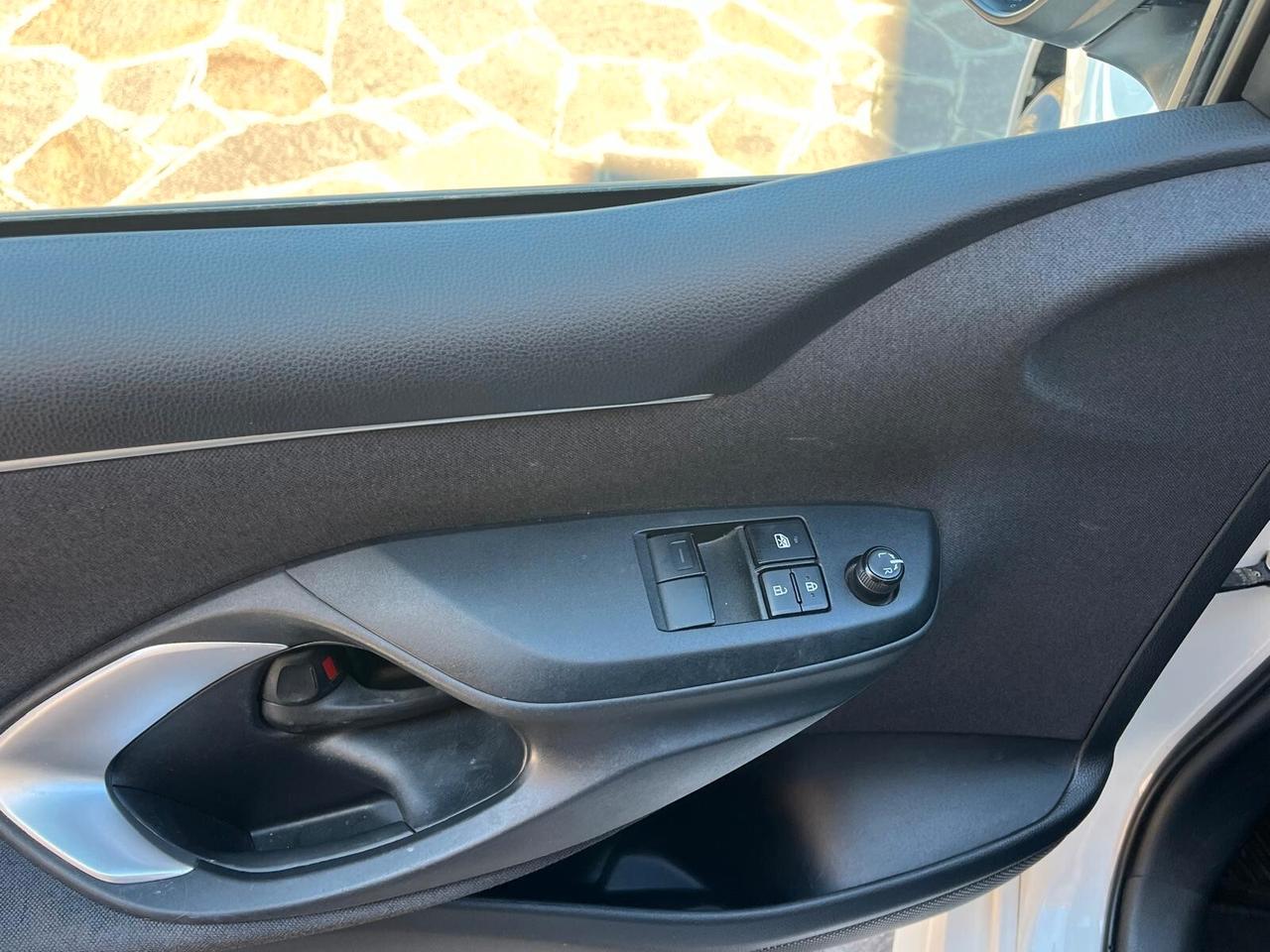 Toyota Yaris 1.0 5 porte Trend