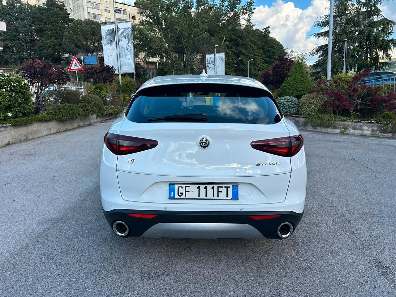 Alfa Romeo Stelvio 2.2 Turbodiesel 190 CV AT8 Q4 Business