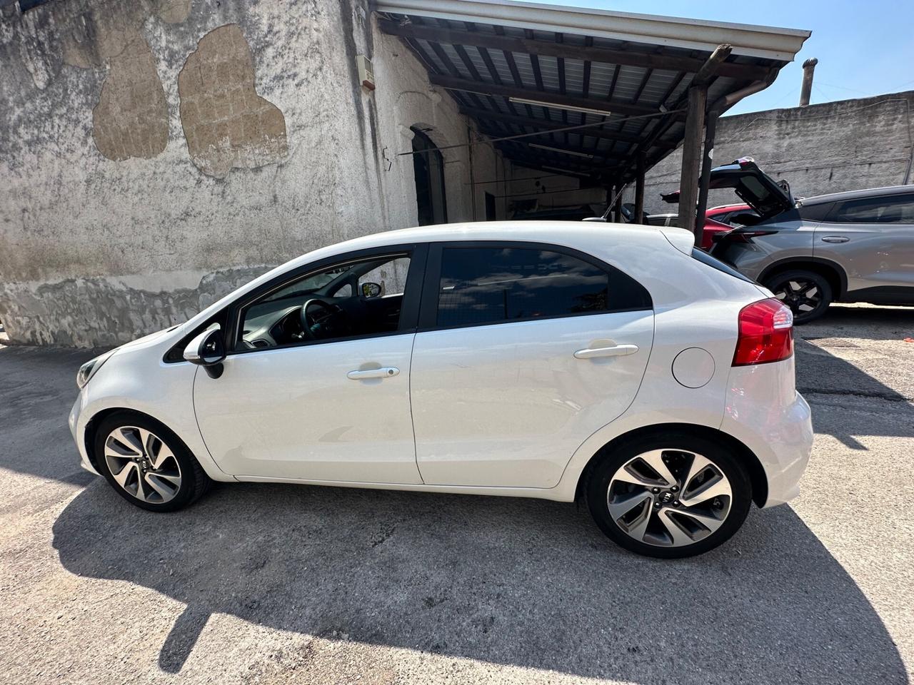 Kia Rio 1.1 CRDi 5p. Cool