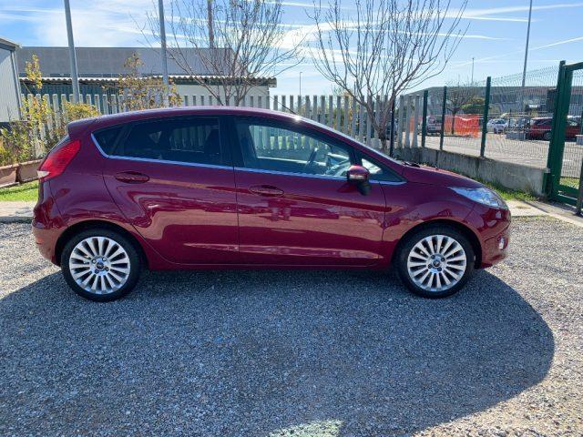 FORD Fiesta 1.4 5 porte Bz.- GPL Titanium