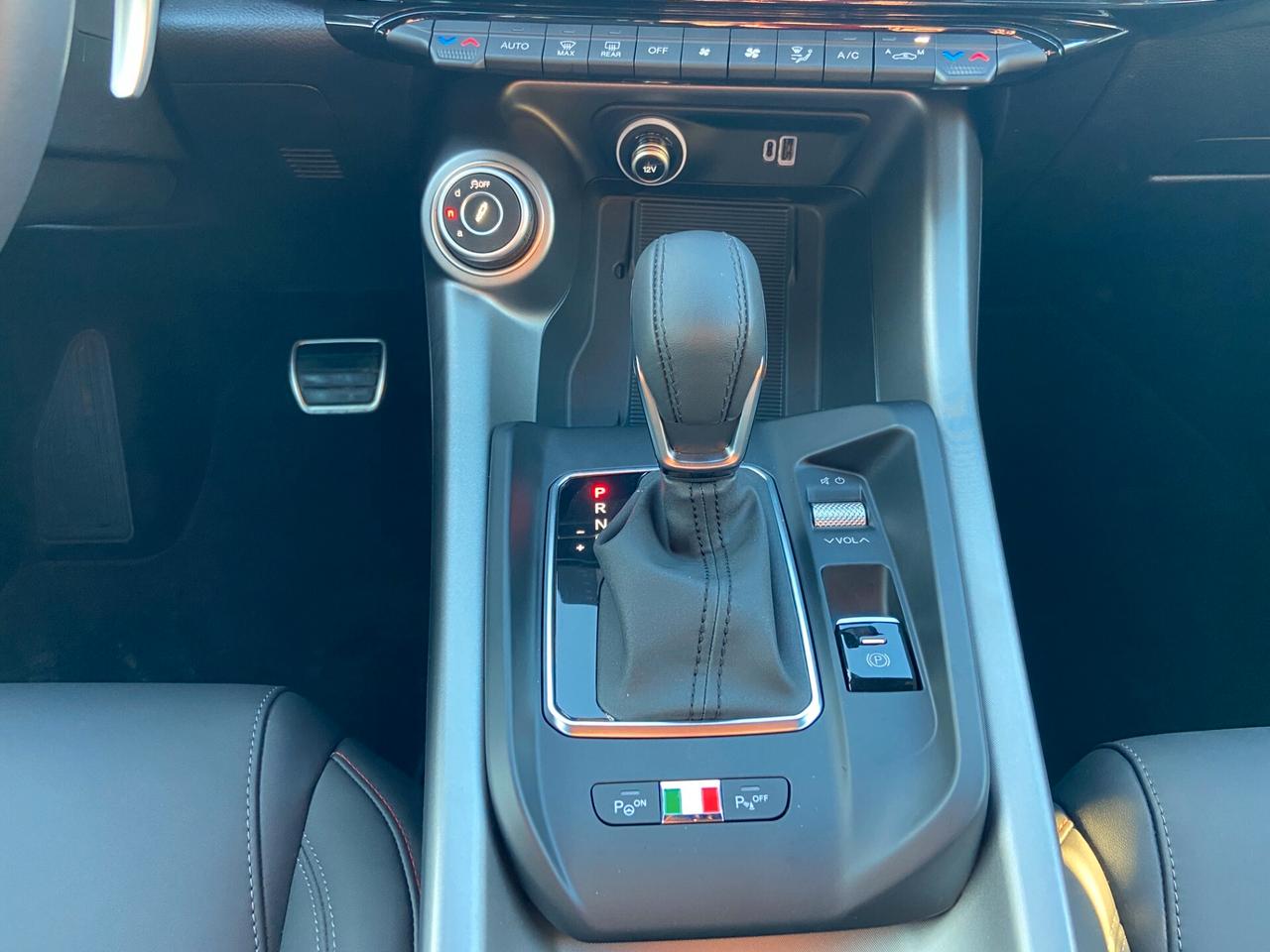 Alfa Romeo Tonale 1.5 mhev Tributo Italiano 160 CV KM 0