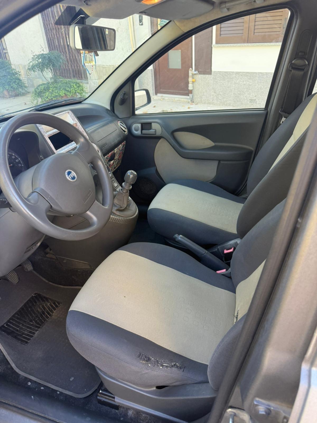FIAT PANDA 1.2 BENZINA NEOPATENTATI