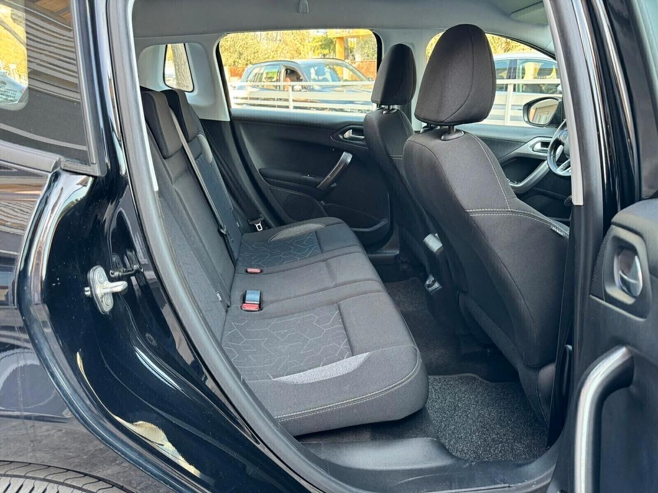 PEUGEOT 2008 PureTech 82cv ALLURE NEOPAT.
