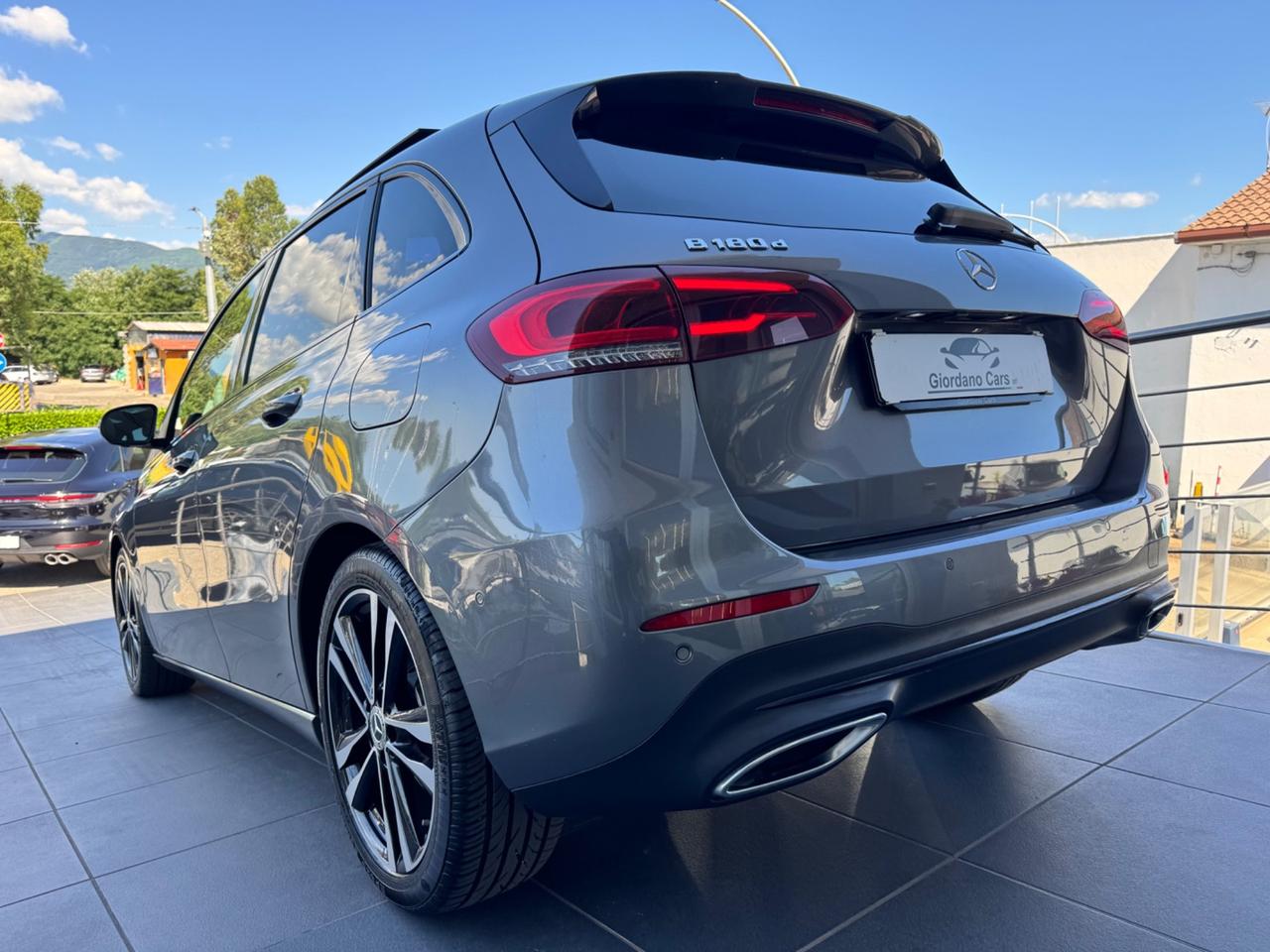 Mercedes-benz B 180 d Automatic Premium open edition