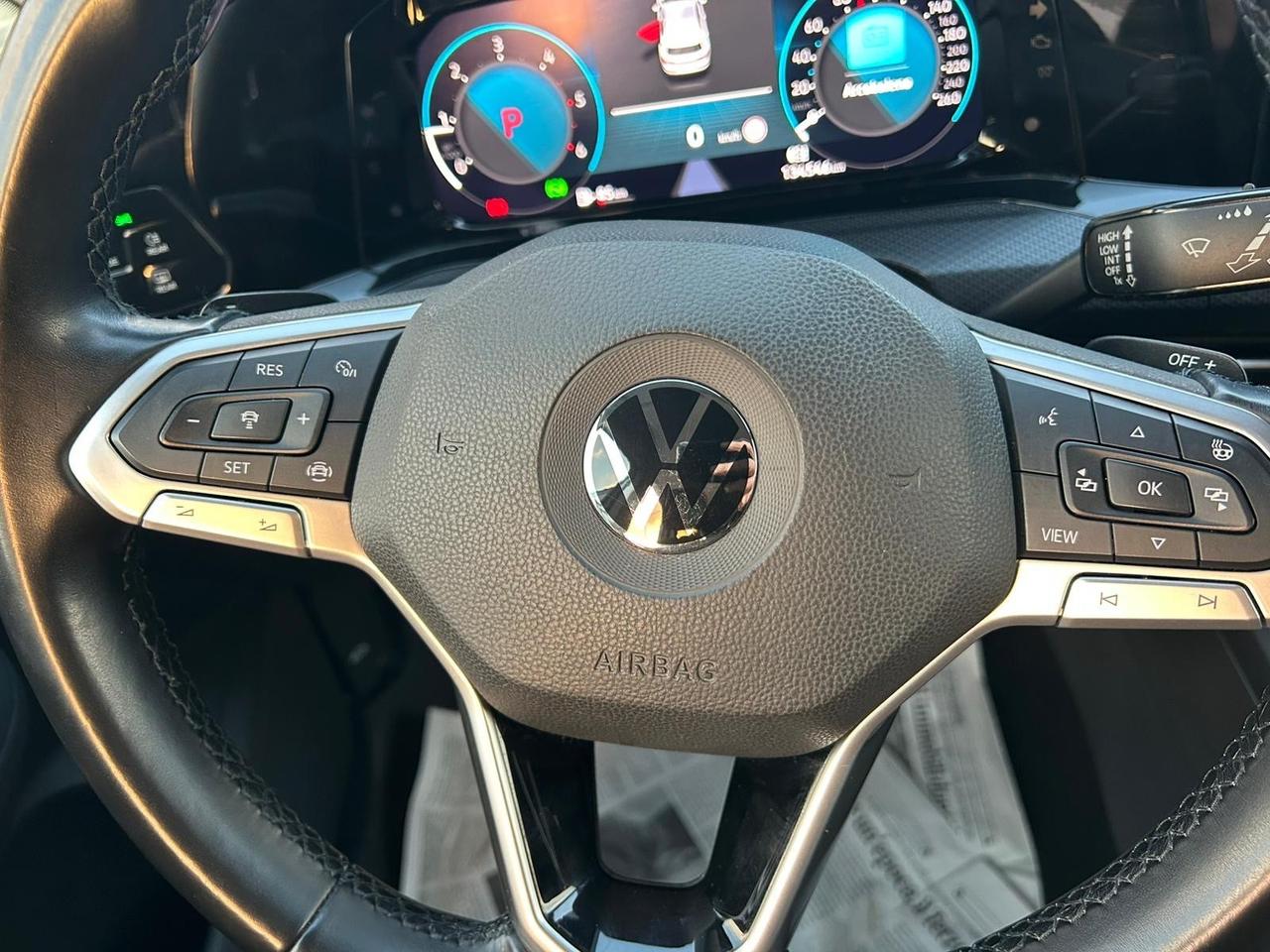 Volkswagen Golf 2.0 TDI 150 CV DSG SCR R-Line