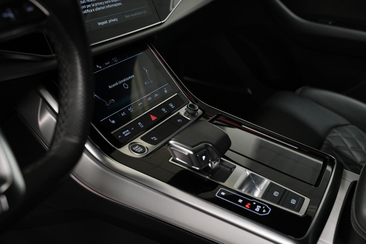 Audi Q8 60 TFSI e quattro tiptronic S line plus