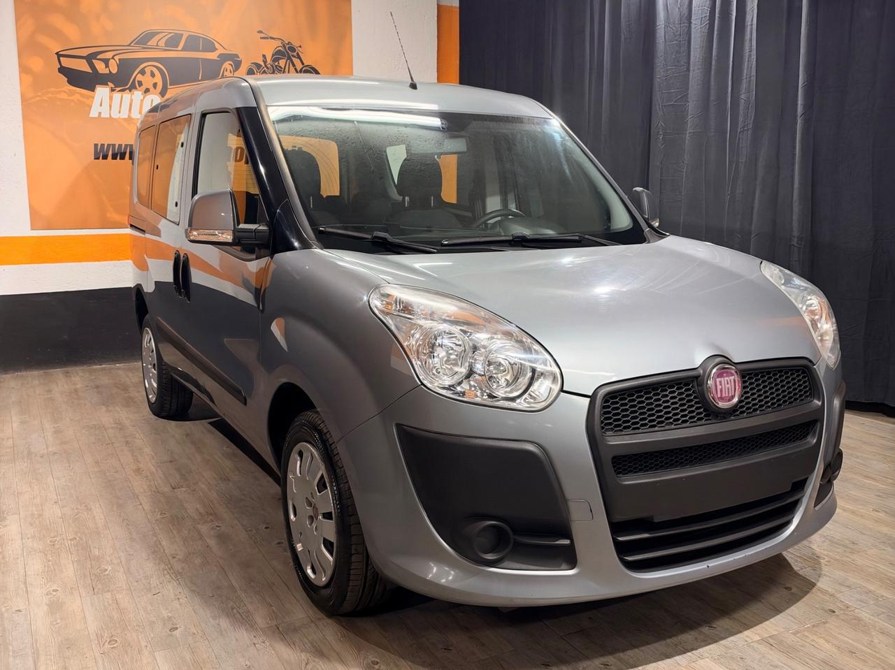 FIAT DOBLO 1.4 CON SOLI 73.313 KM IN CONDIZIONI DA VETRINA.