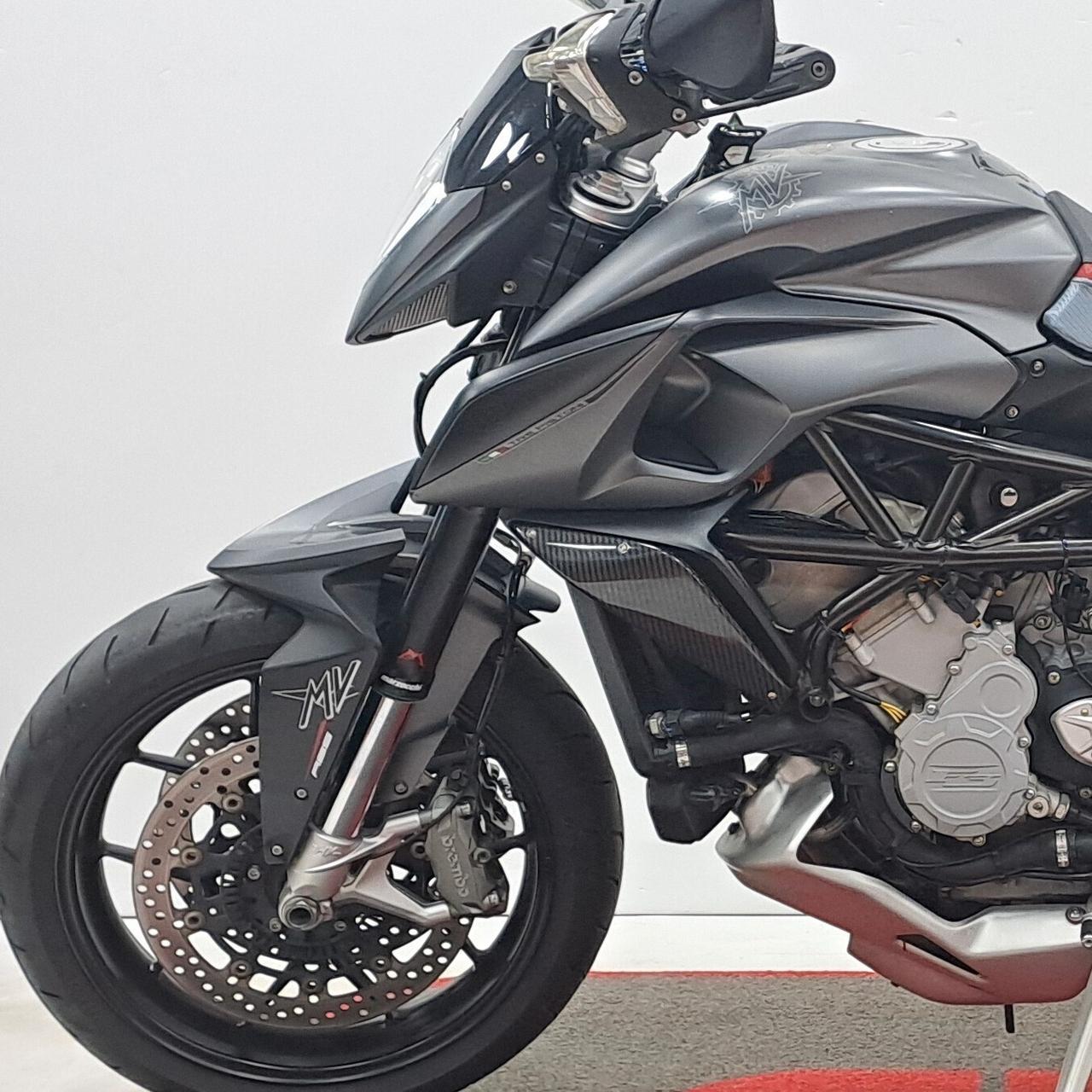 MV Agusta Rivale 800 125CV *FINANZIABILE