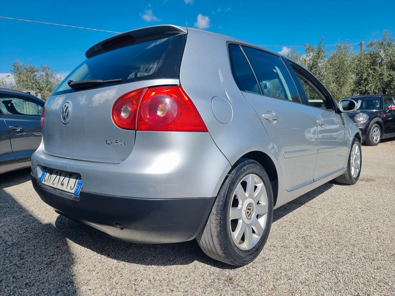 Volkswagen Golf 1.6 16V FSI 5p. Comfortline