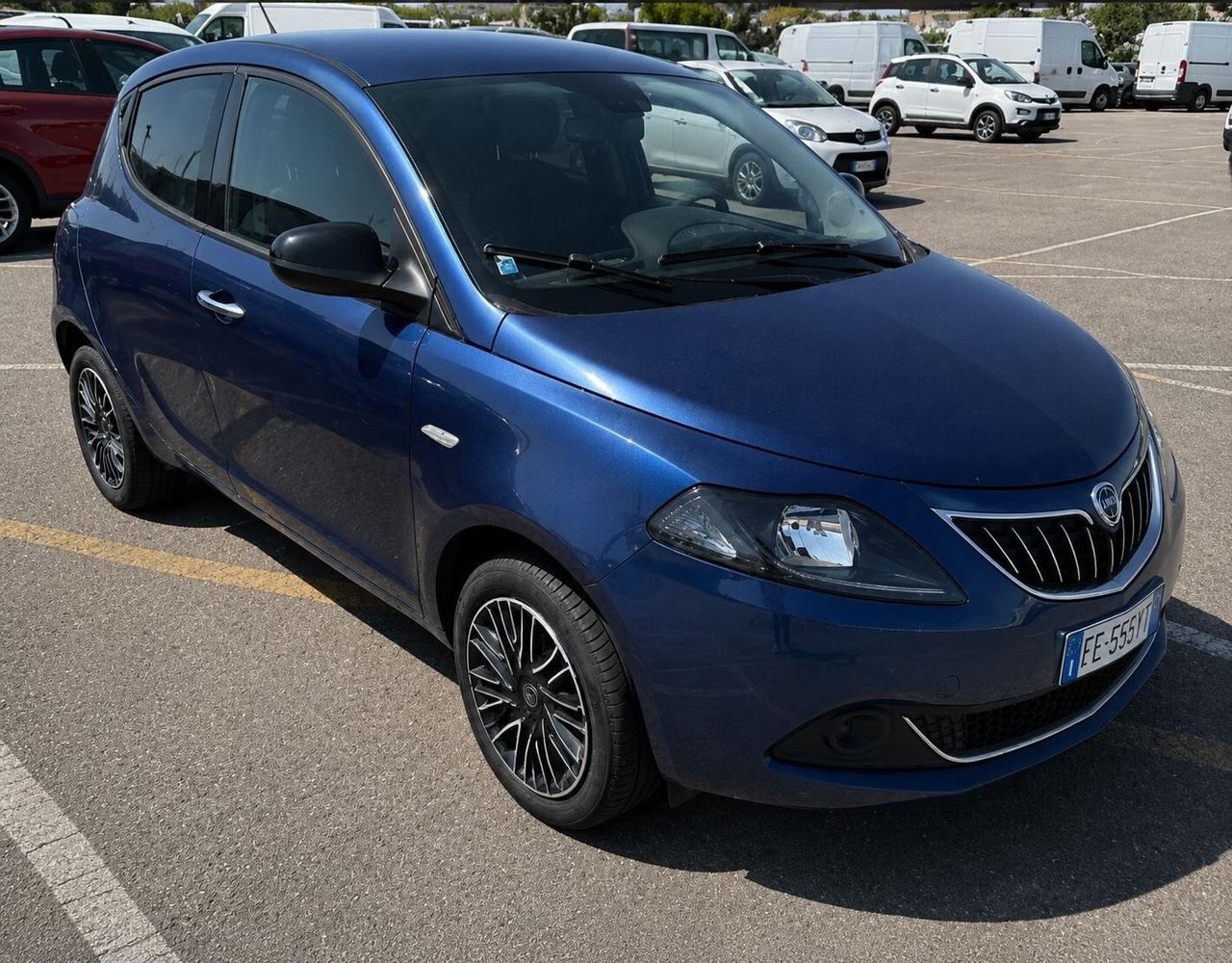 Lancia Ypsilon 1.0 Benz 5 porte 2022 60.000 km