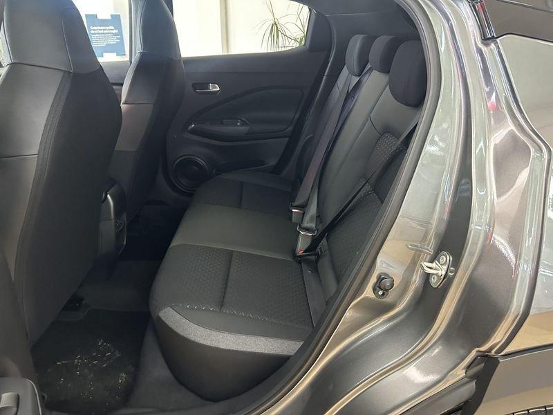 Nissan Juke 1.0 DIG-T 114 N-Connecta Dct