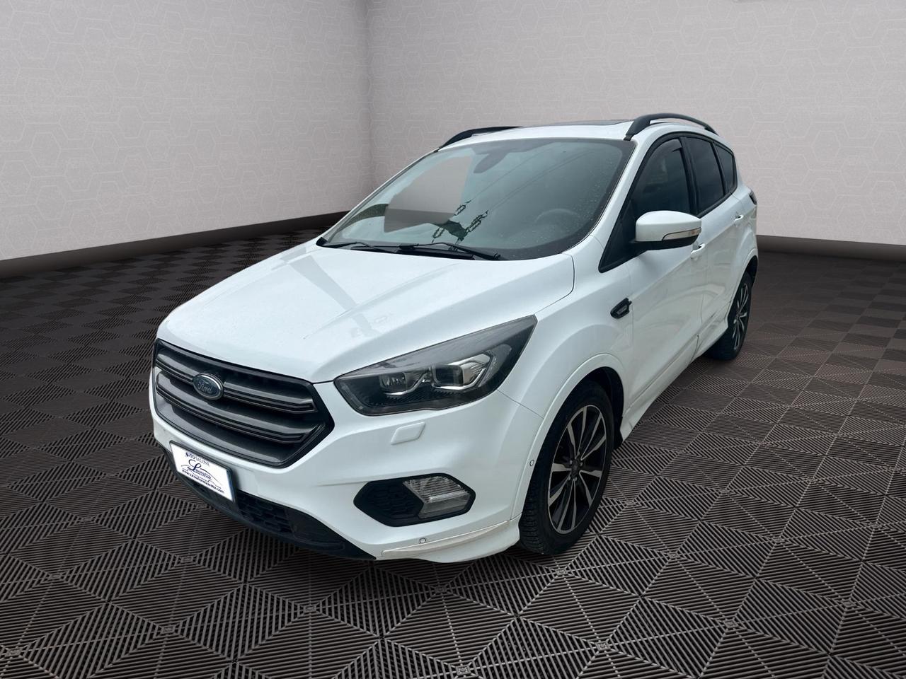 Ford Kuga 1.5 TDCI 120 CV S&S 2WD ST-Line