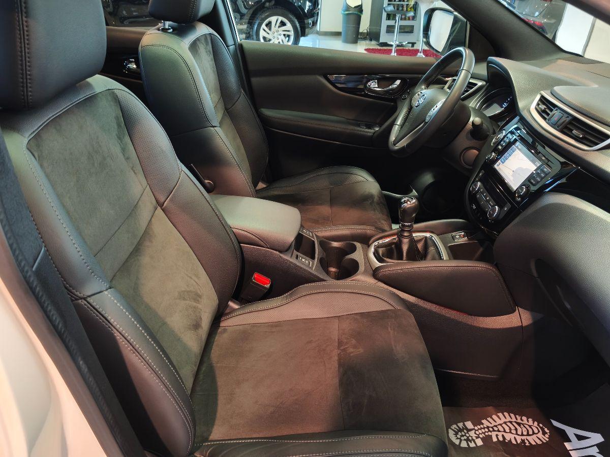 NISSAN Qashqai 1.6 dCi 2WD N-Connecta