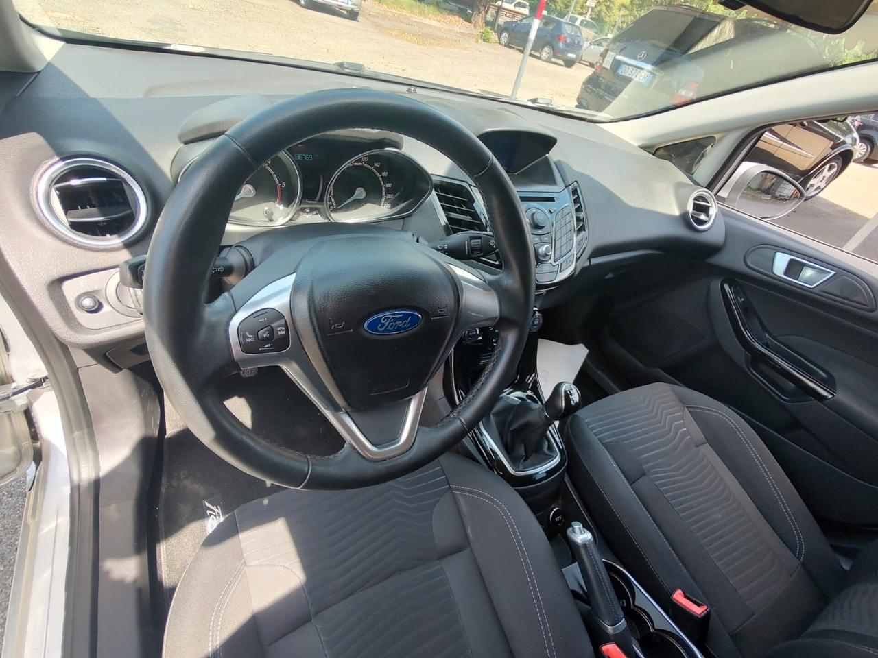 Ford Fiesta 1.5 TDCi 75CV 5 porte Titanium, OK NEOPATENTATI, GARANZIA L.12 MESI