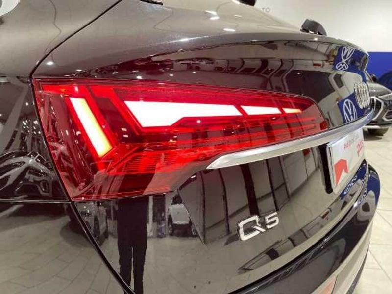 Audi Q5 Sportback 40 2.0 tdi mhev 12V S line quattro s-tronic