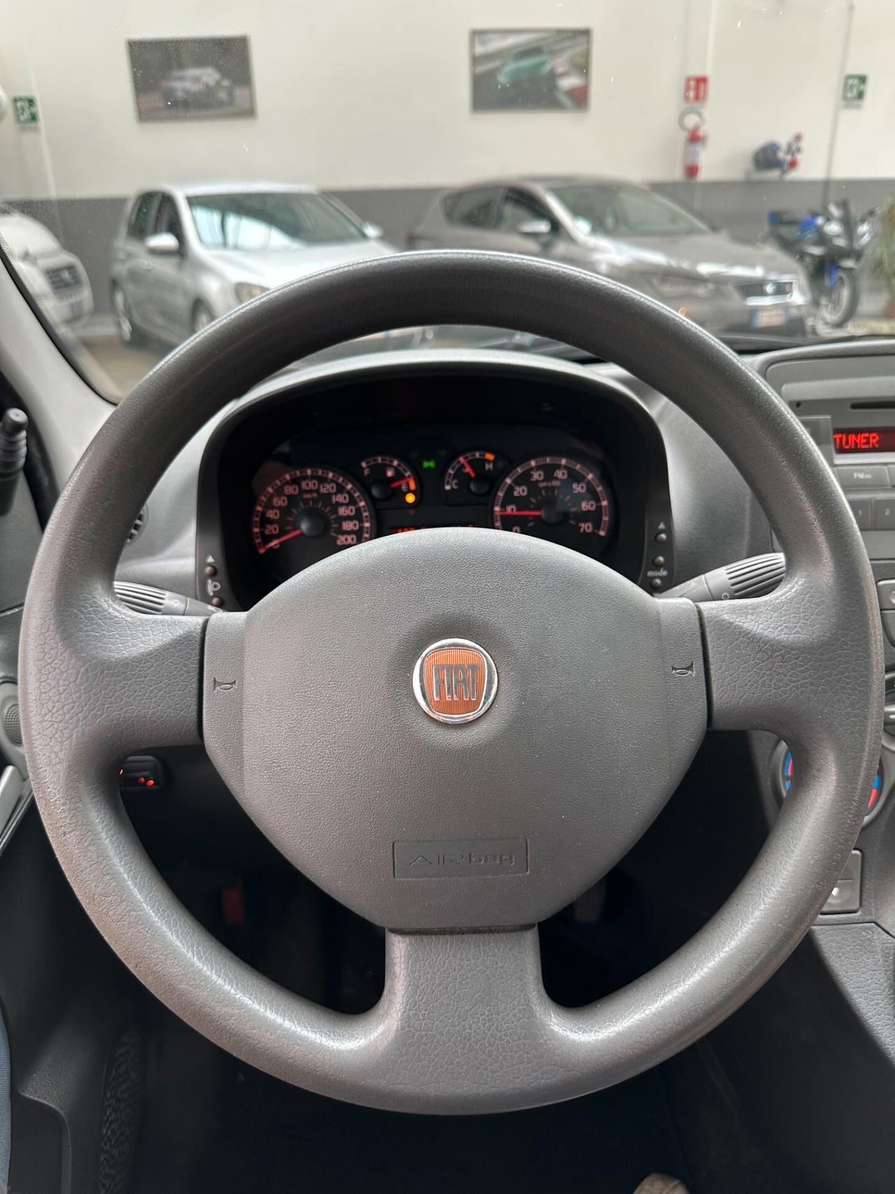 Fiat Panda 1.2 Benz/Metano di serie. Uni Propriet, distrib e friz nuovi