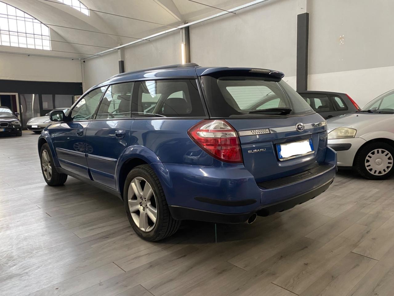 Subaru OUTBACK 2.5 16V AT AS