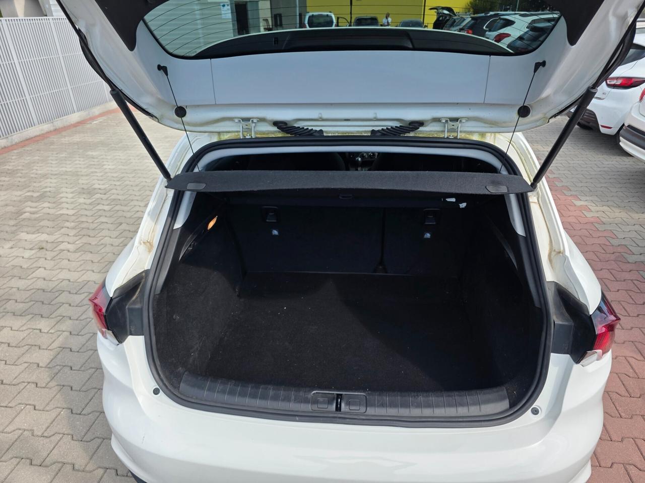 Fiat Tipo 1.4 5 porte perfette è garantita 12 mesi