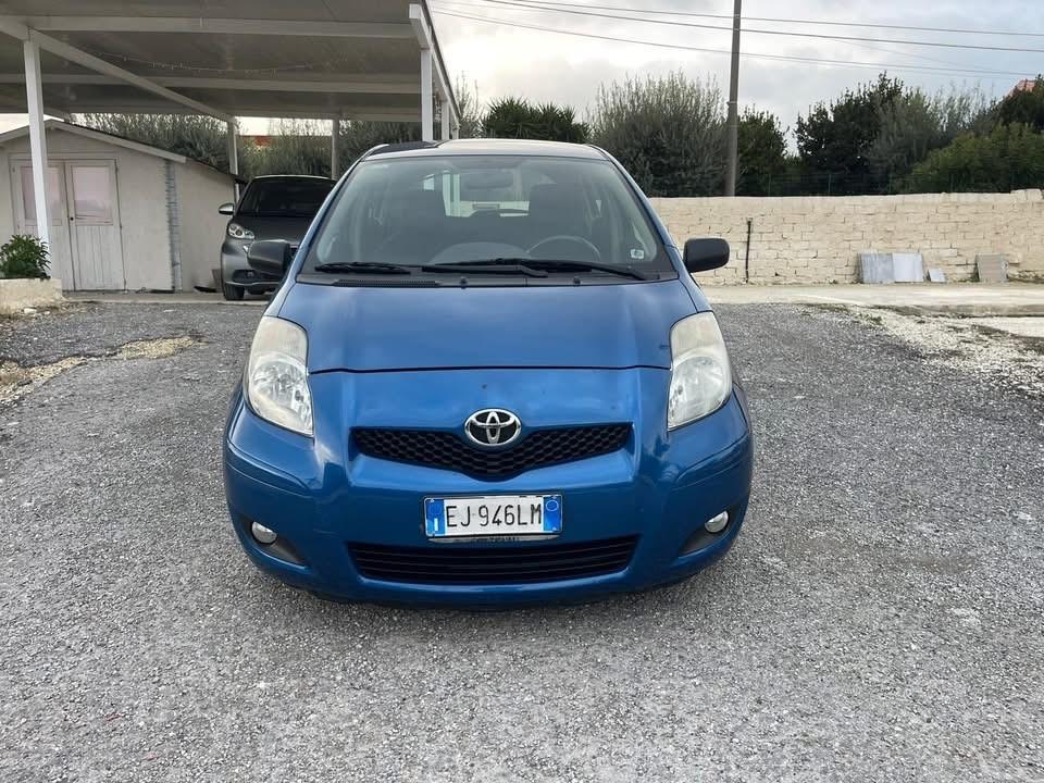 Toyota Yaris 1.3 5 porte Sol