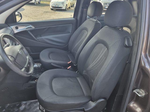 LANCIA Ypsilon 1.2 69 CV Diva