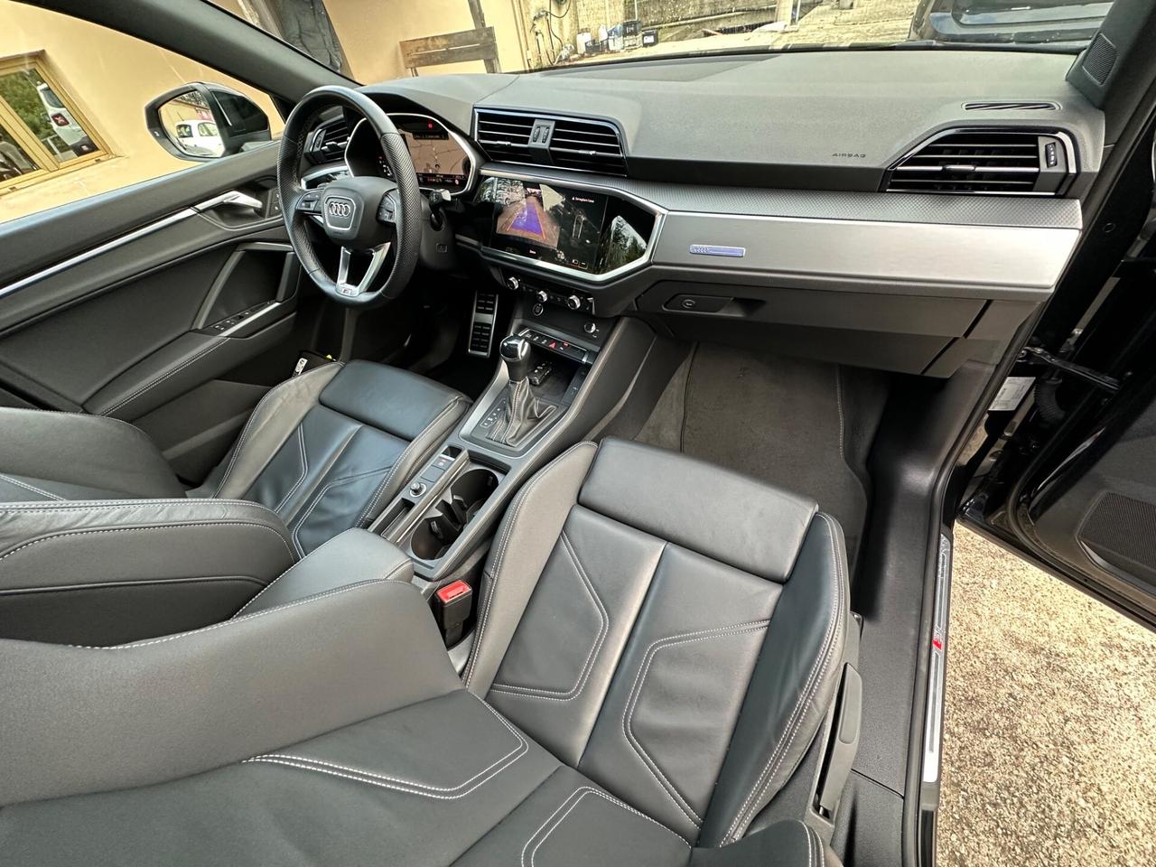 Audi Q3 SPB 40 TDI quattro S tronic Identity Black