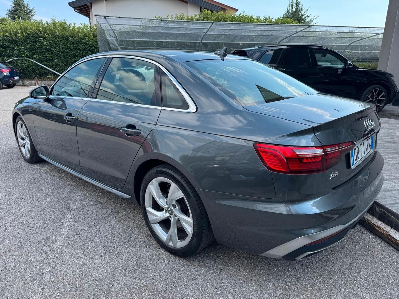Audi A4 35 TDI/163 CV S tronic line edition