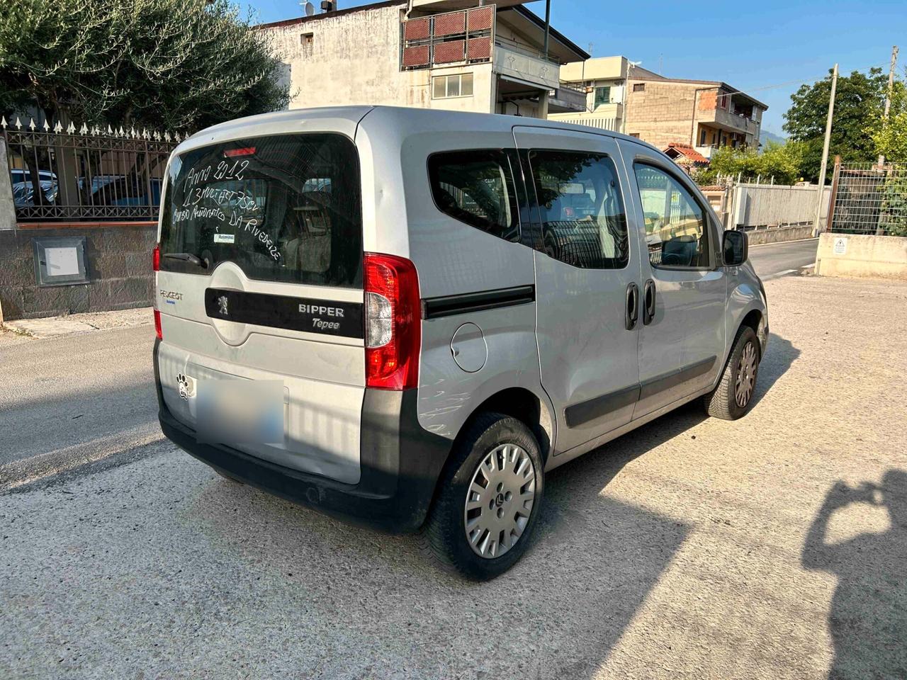Peugeot Bipper 1.3 HDi 75CV Aut. - 2012 *Cambio ?