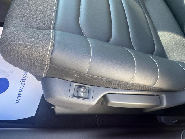 CITROEN C3 Aircross PureTech 130CV EAT6 Plus NAVI