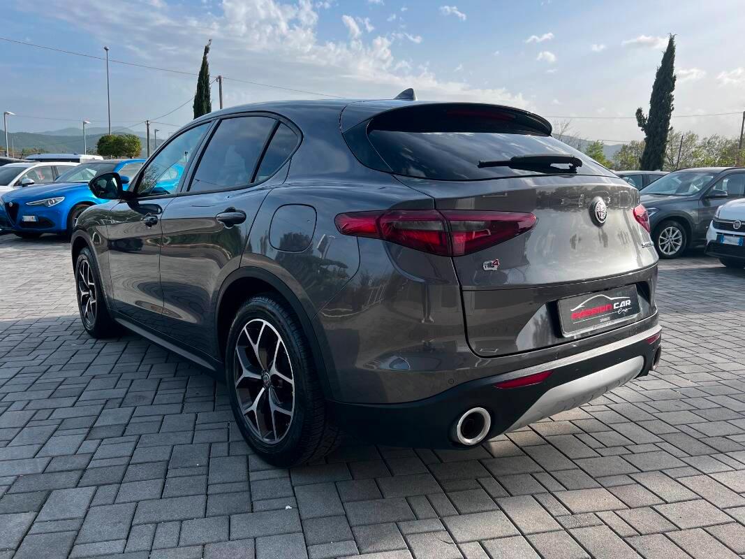 Alfa Romeo Stelvio 2.0 t Executive Q4 200cv auto