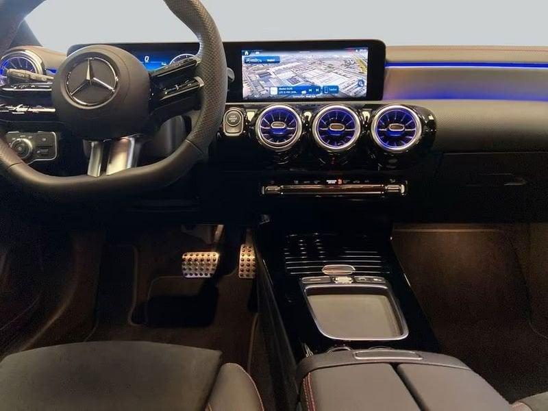 Mercedes-Benz CLA CLA 180 d AMG Line Advanced Plus Camera 360° Multibeam Led