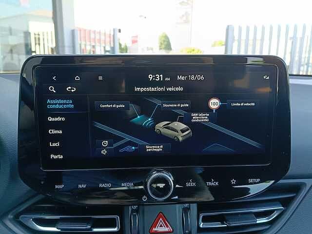 Hyundai i30 Berlina Mild Hybrid 1.0 TGDi 100cv DCT BUSINESS