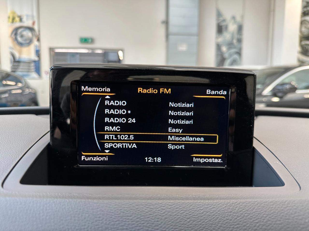 Audi Q3 2.0 tdi Design quattro 150cv S tronic - Navi