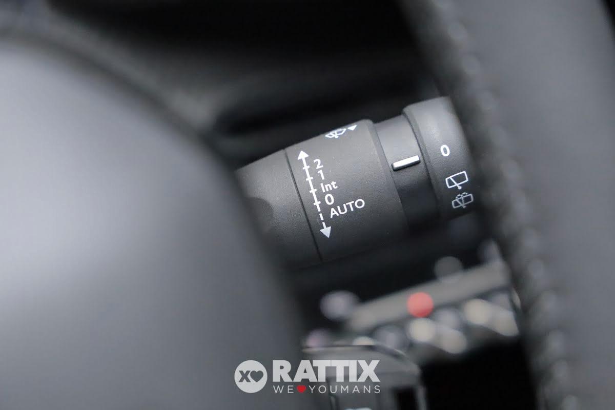 Peugeot 208 1.2 puretech 100CV Allure