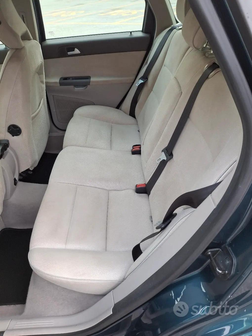 Volvo v 50 anno 2009 solamente 3250 euro