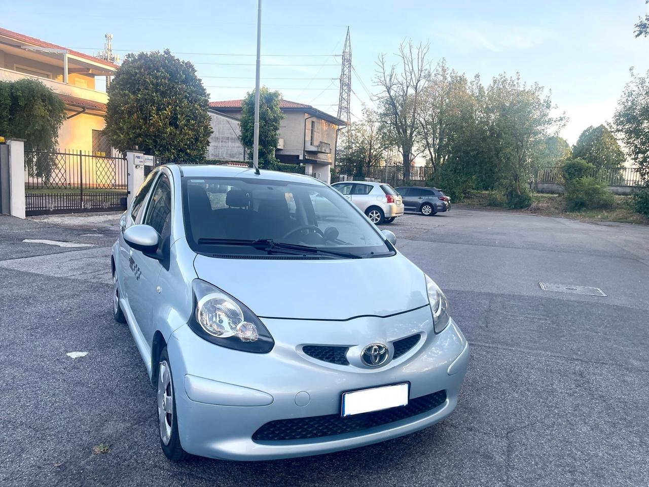 Toyota Aygo 1.0 12V VVT-i 5 porte Benzina per Neopatentati