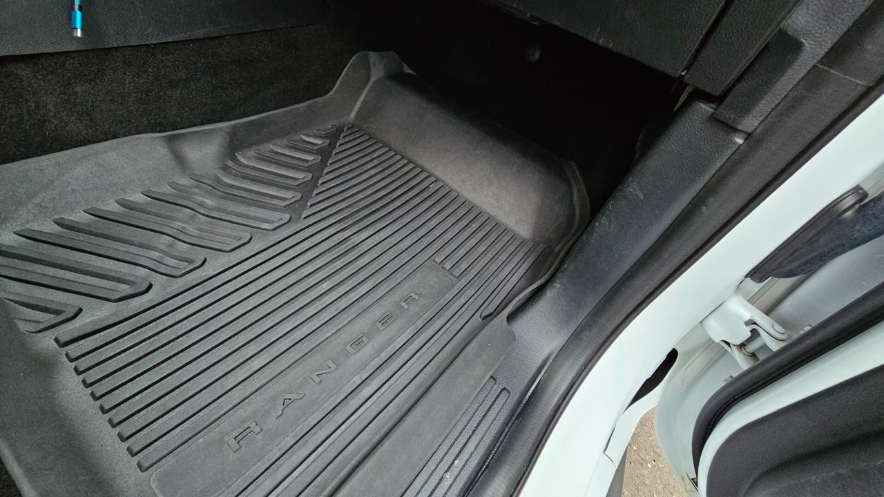 Ford Ranger 2.0 ECOBLUE DC XLT 5 posti