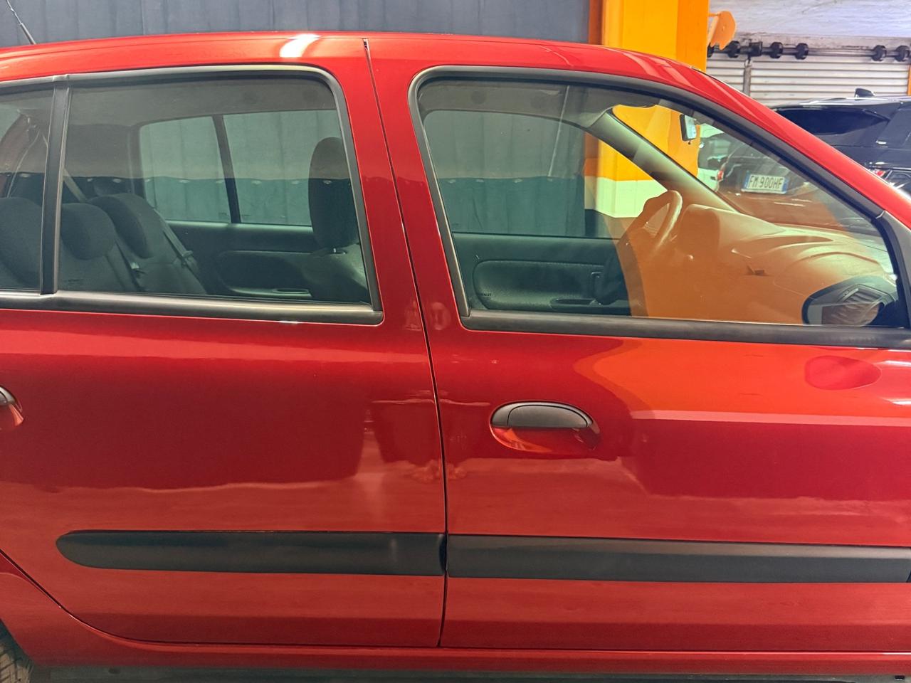 BELLISSIMA RENAULT TWINGO CON SOLI 51.950 KM UNICO PROPRIETARIO