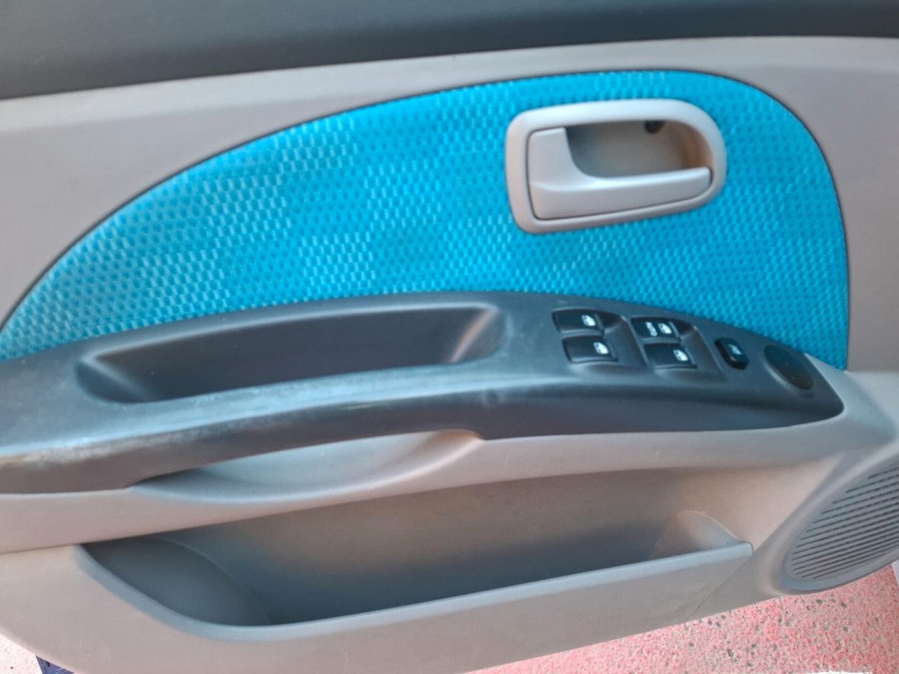 Kia Picanto 1.1 12V CRDi VGT Spicy