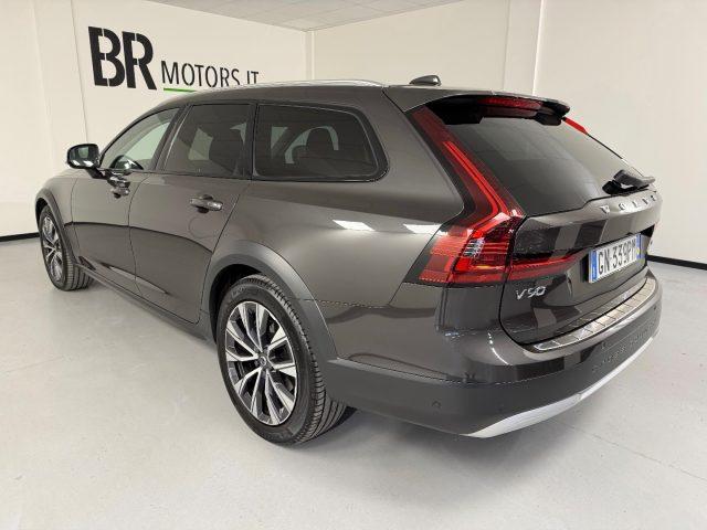 VOLVO V90 Cross Country B4 (d) AWD automatico " IVA ESPOSTA "