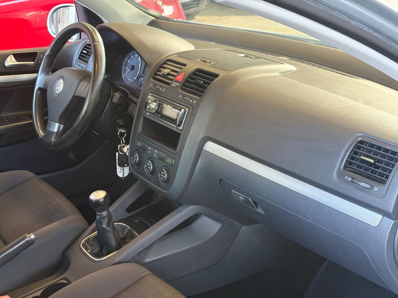 Volkswagen Golf 1.6 5p. Comfortline